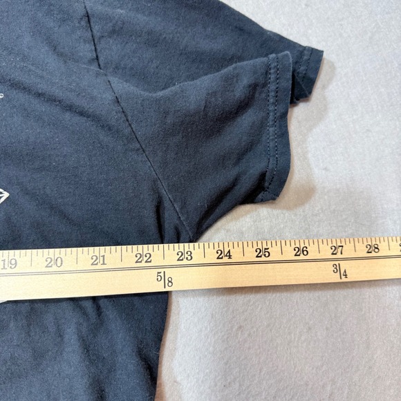 ACDC Back in Black Band T Shirt Black Short Sleeve Graphic Tee - Picture 5 of 8